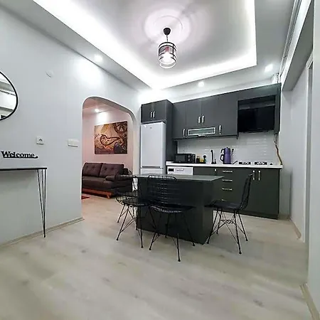 Apartment Flat In Historical Area In Sultanahmet *