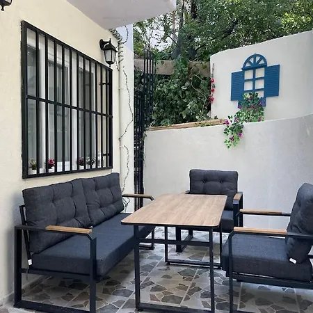 Flat In Historical Area In Sultanahmet شقة *